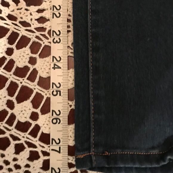 Celebrity Pink Size 3 (26) Amazing Jeggings!! - Picture 9 of 9